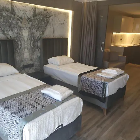 Elite Admiral Premium Residences *