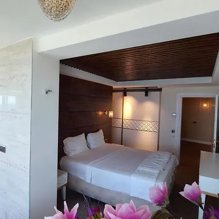 Elite Admiral Premium Residences * Konaklı