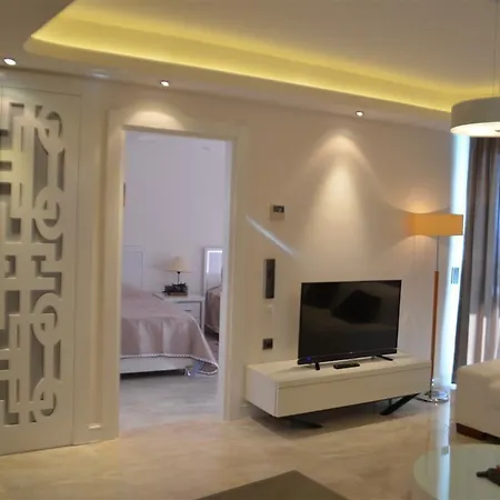 호텔 Elite Admiral Premium Residences
