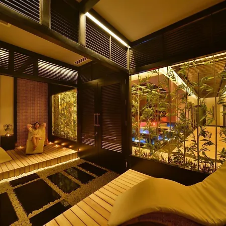 Elite Admiral Premium Residences * Konaklı