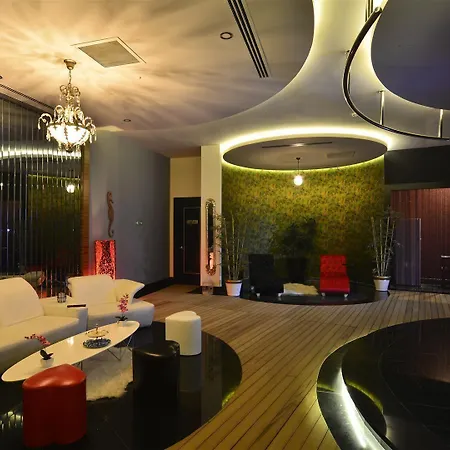 Elite Admiral Premium Residences *