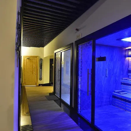 Elite Admiral Premium Residences *