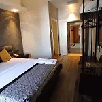 Hotel Elite Admiral Premium Residences *