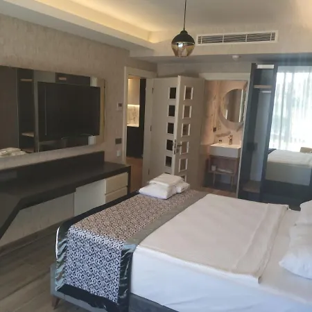 Hotell Elite Admiral Premium Residences