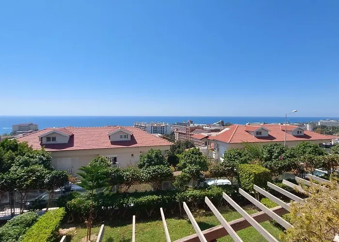 Elite Admiral Premium Residences Konaklı