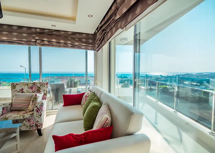 Elite Admiral Premium Residences Hotel